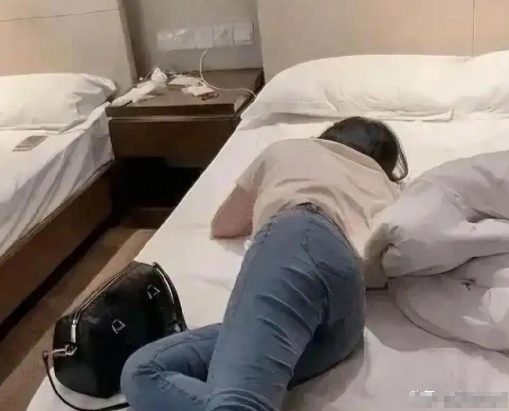 [微风]河南南阳，女子醉酒后报警称被邻居强奸未遂，警方将女子邻居刑拘后，邻居妻子