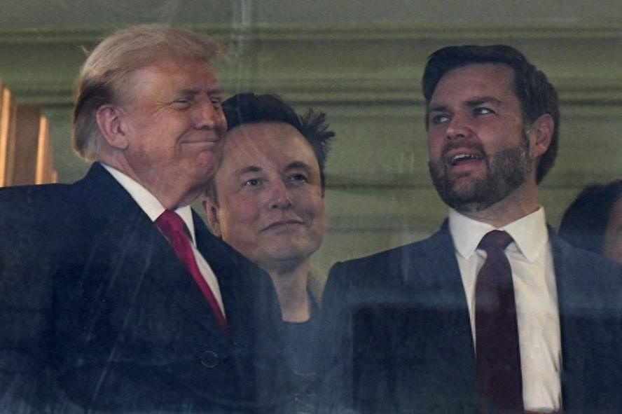 特朗普接班人大戏落幕：鲁比奥彻底认输，万斯坐稳太子之位！
 
华盛顿的权谋大戏终