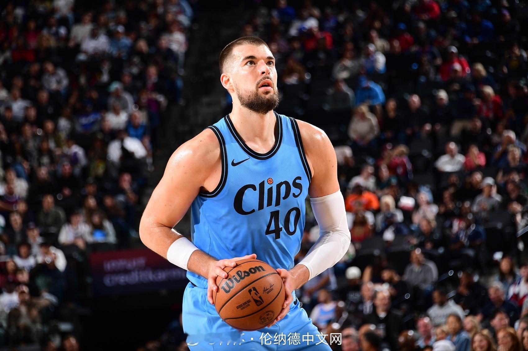 Brett Siegel：“东西部多支季后赛球队已就祖巴茨联系弗兰克和快船，快船