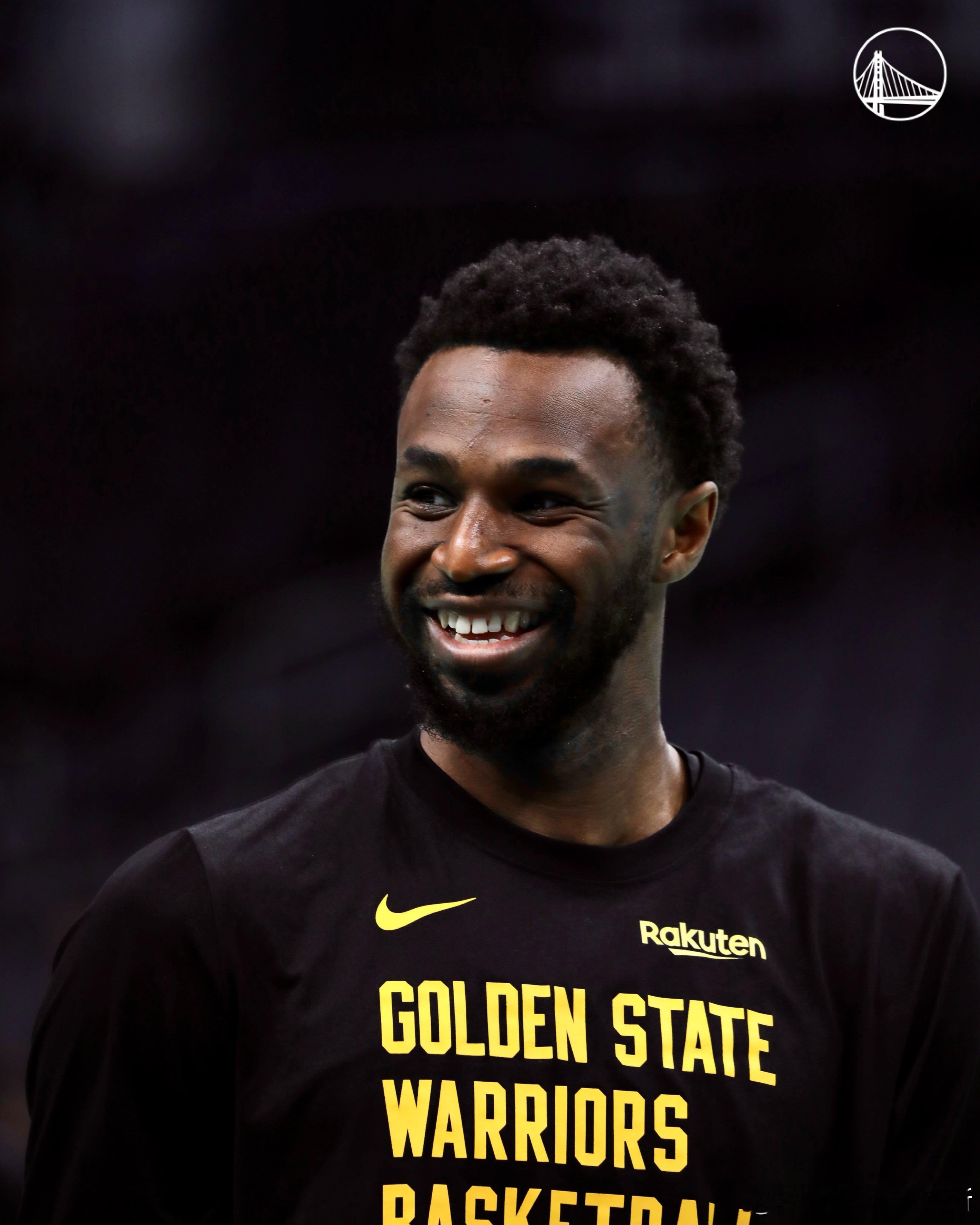 4K高清的笑容[笑哈哈]#金州勇士[超话]##老鹰vs勇士# ​​​