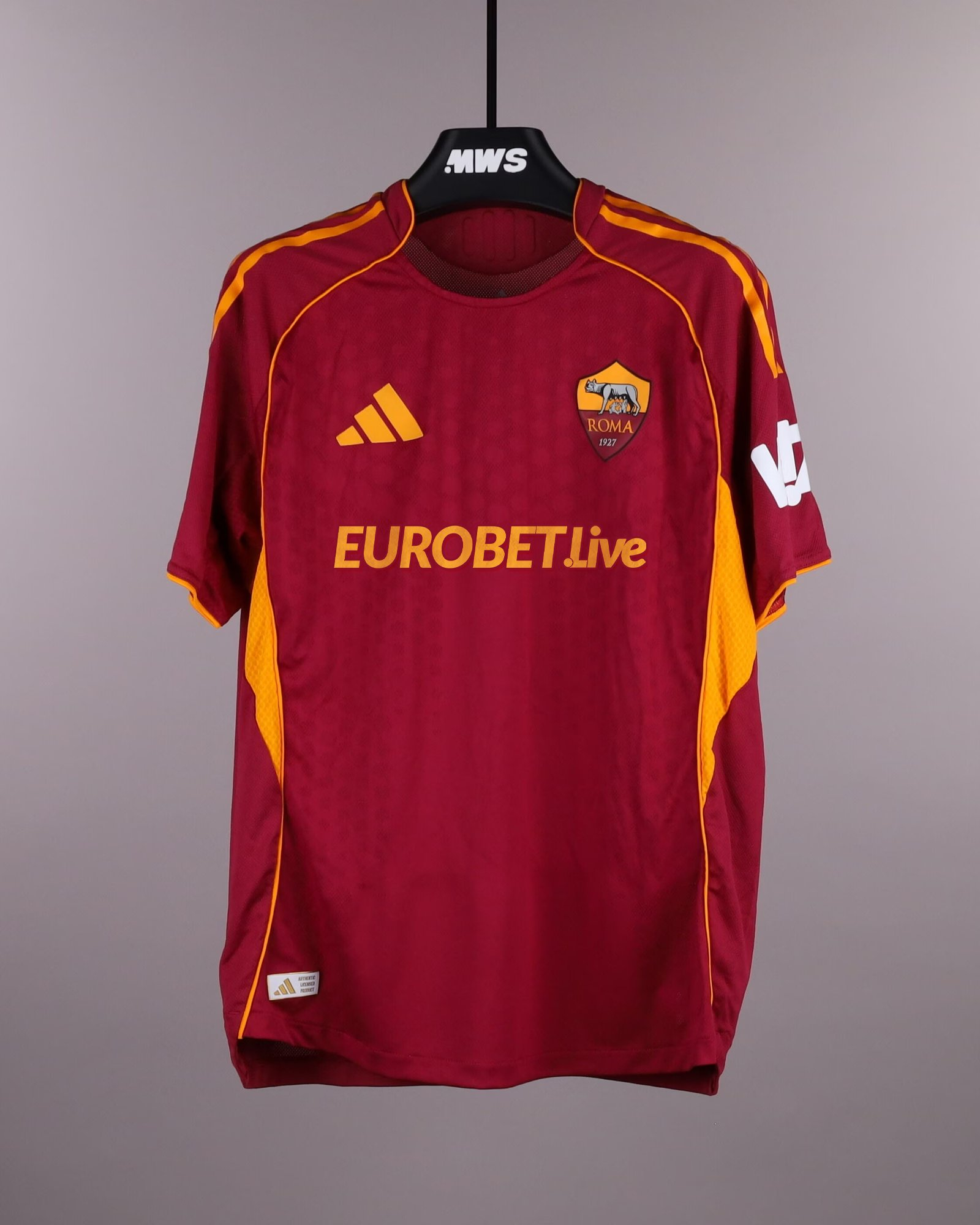 罗马有胸前广告了，与博彩公司Eurobet达成赞助协议，本周五正式官宣。（费用和