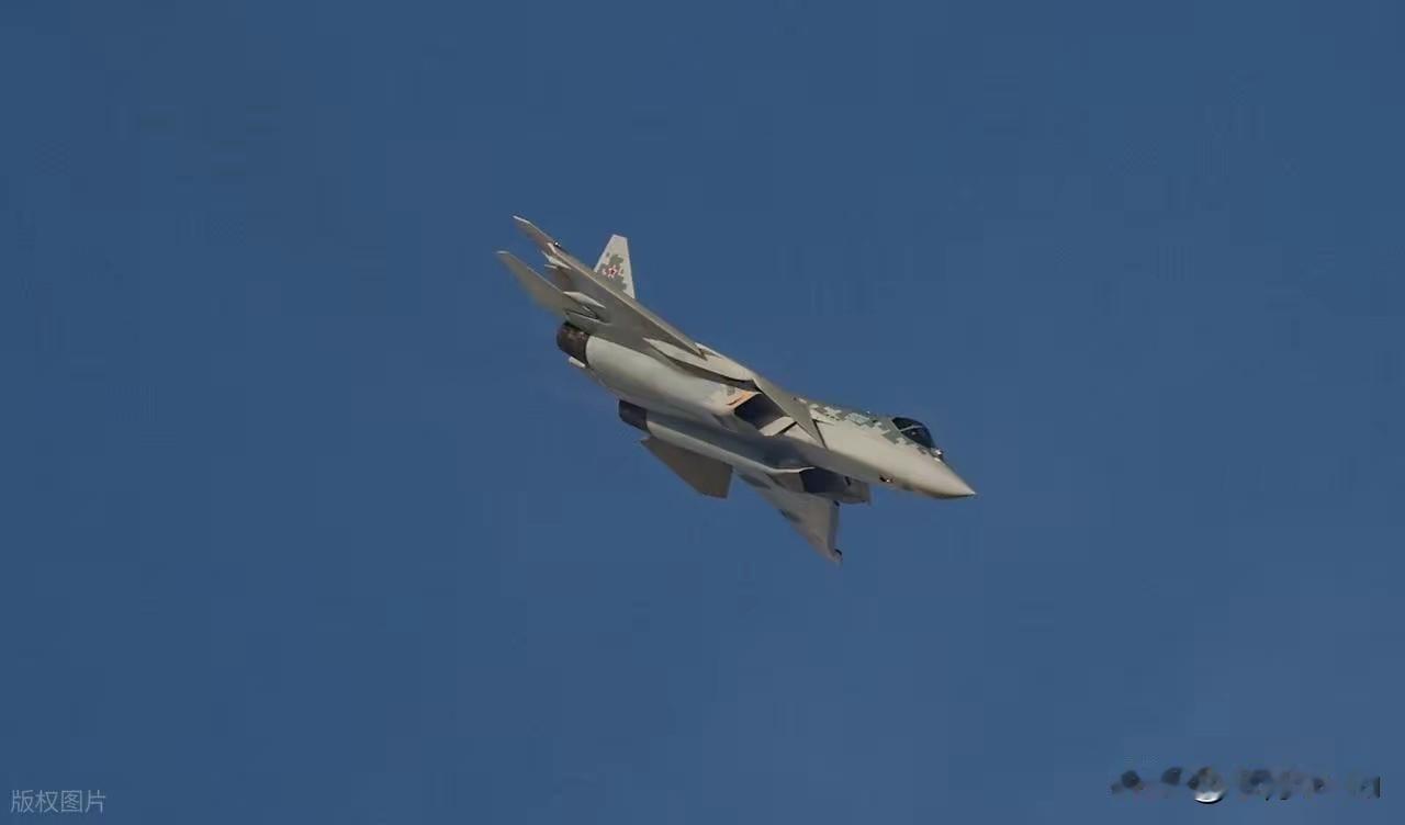 1. 俄印商谈苏-57技术转让 印度内部有争论：俄罗斯驻印大使确认俄印就苏-57