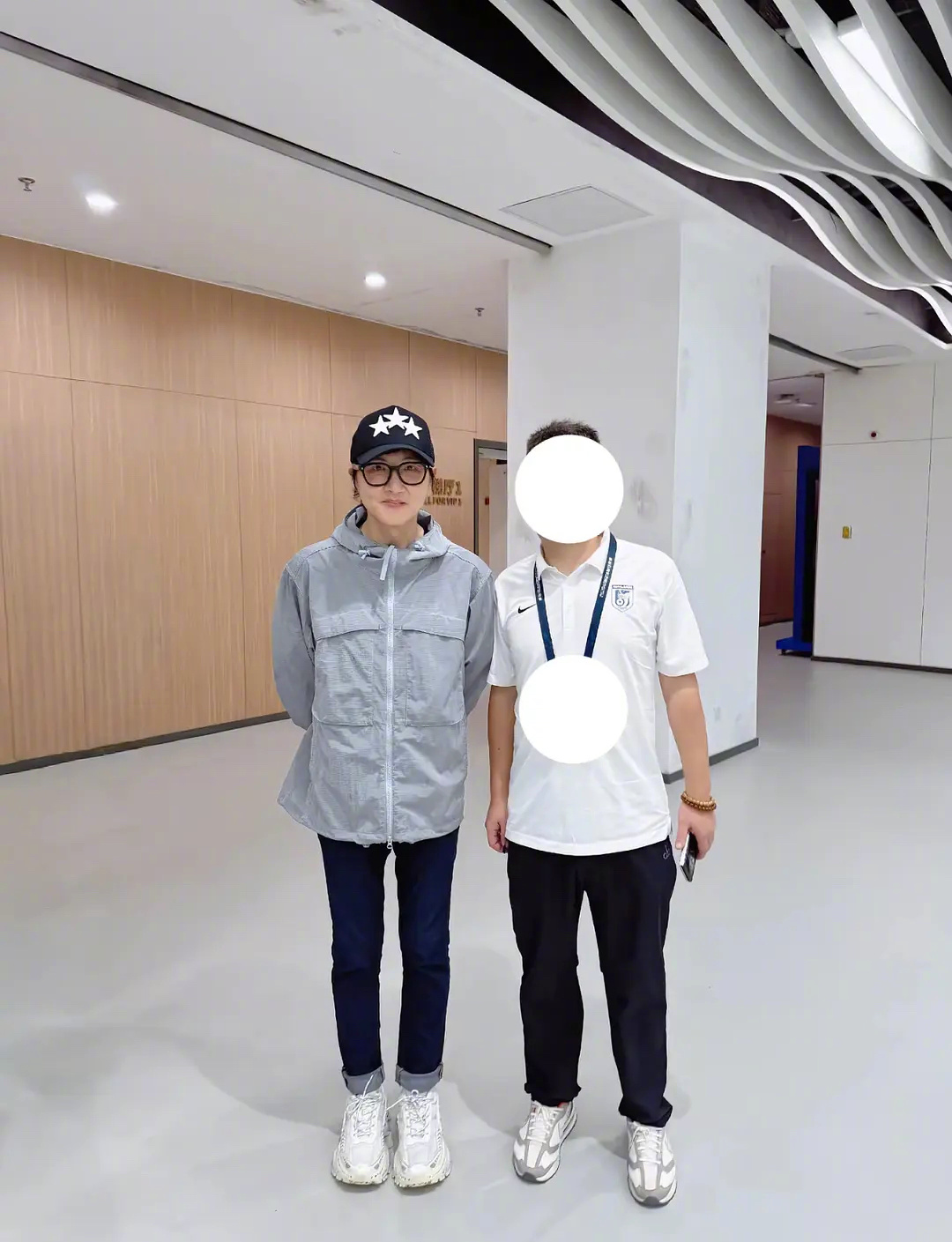 孙楠现在瘦成这样了 ​​​