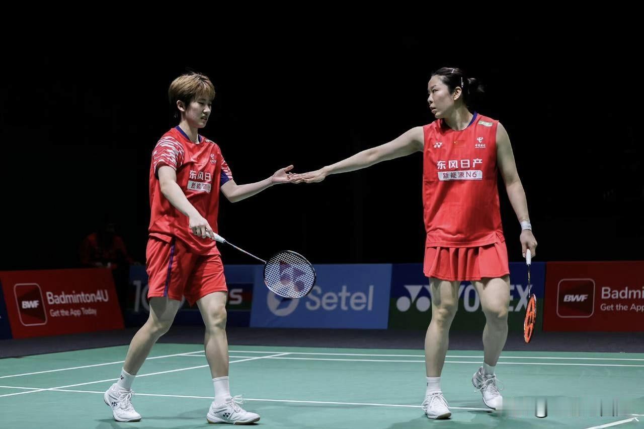 在青岛进行的亚洲羽毛球团体锦标赛，中国女队迎来小组头名之战，对阵马来西亚队，韩千