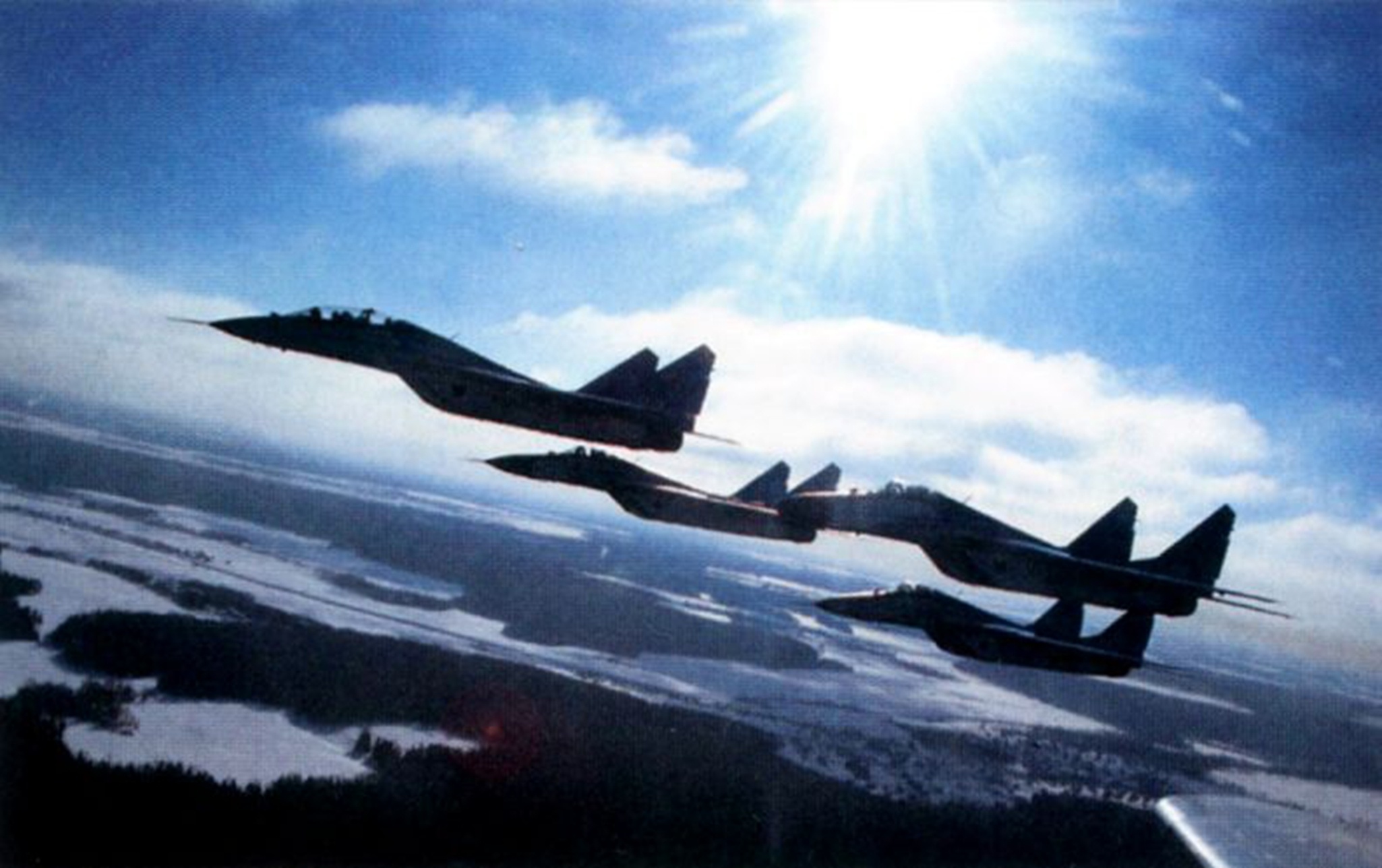 分享圖片：蘇聯米高揚-格列維奇MiG-29UB“支點”戰鬥教練機 