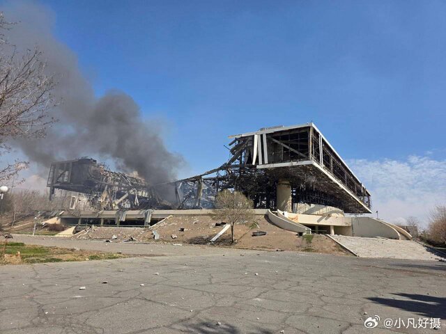 伊朗外交部长发言人伊斯梅尔·巴盖伊：这是德黑兰的阿扎迪体育中心，这是一座足球场，