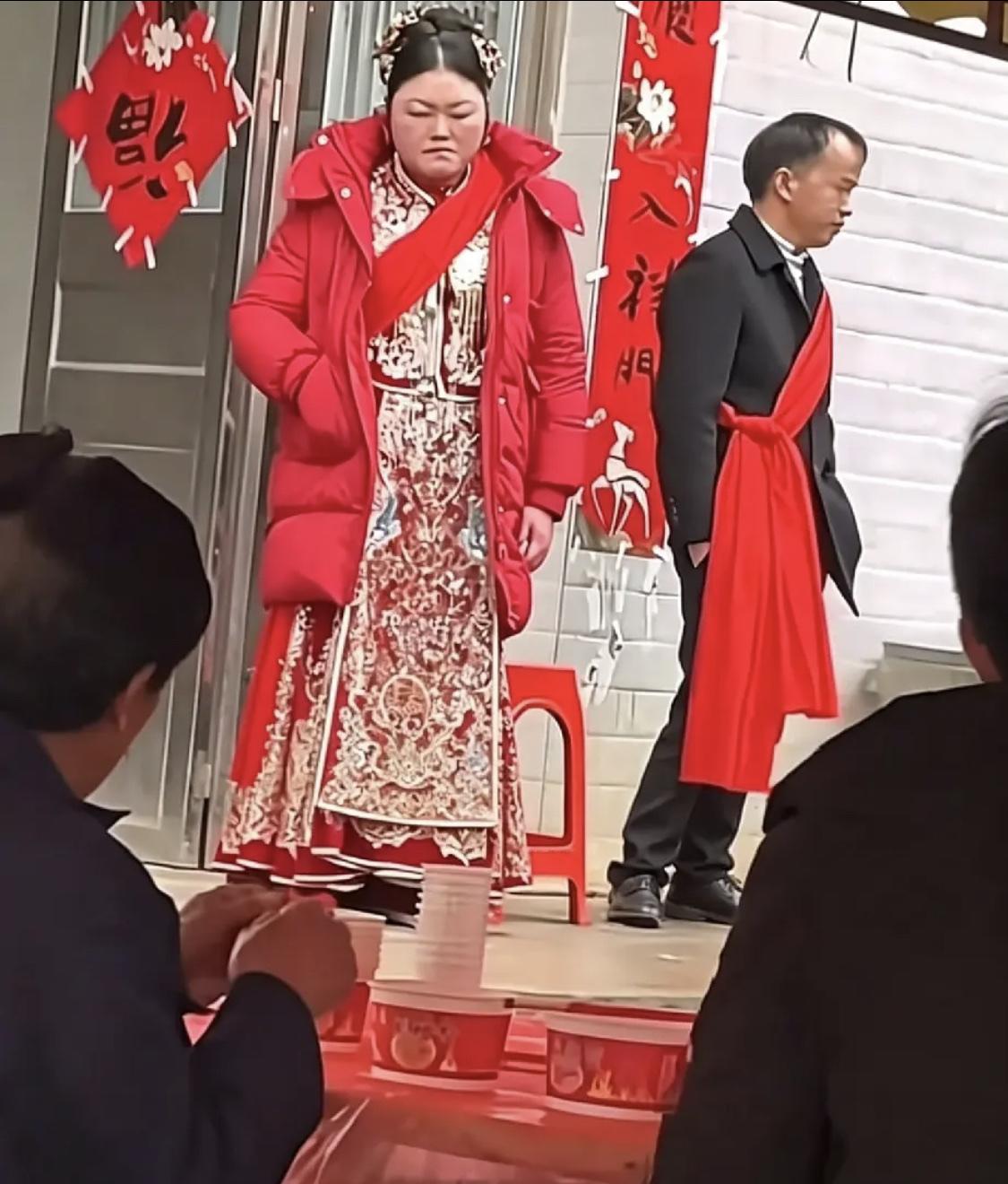 既然刚开始就互相嫌弃，为什么还要结婚？