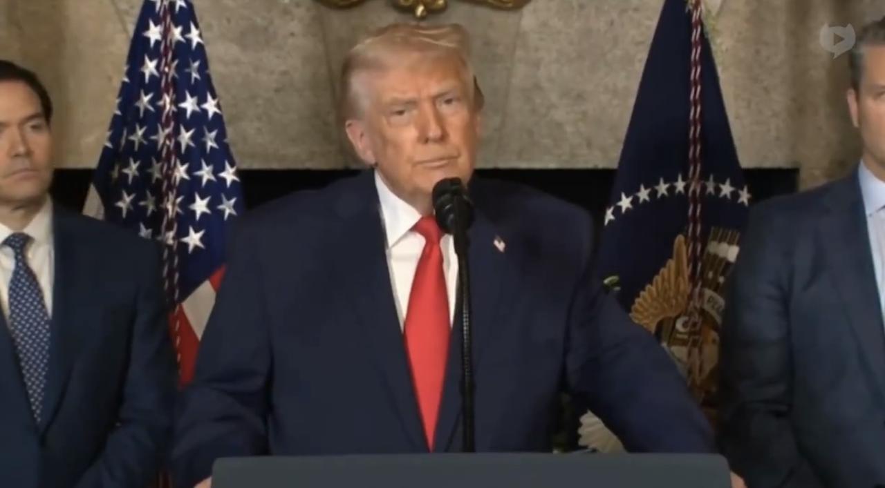 特朗普谈及爱泼斯坦：“每个人都跟这个人关系不错，要么不错，要么不好……我不喜欢比