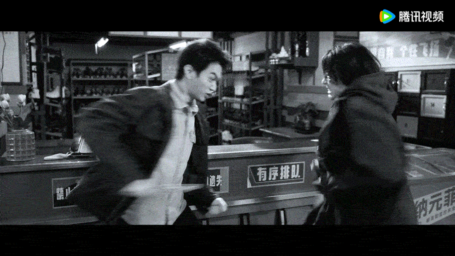 许凯邓恩熙新剧约会用跑的许凯演的好棒，冲突戏爆发力强，虽然戏外星光无限但在剧里饰