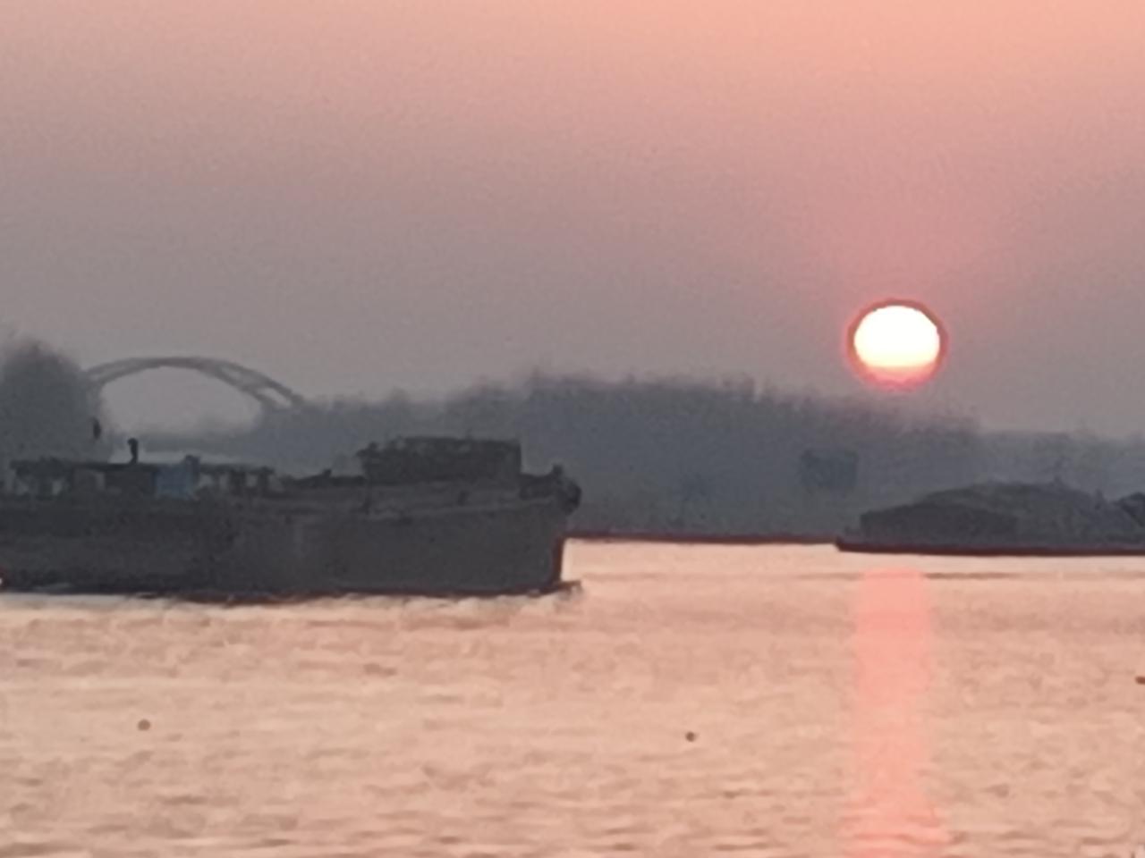 “醉”美夕阳红（图片来源：腊月二十七老山兰京杭大运河畔随手拍）