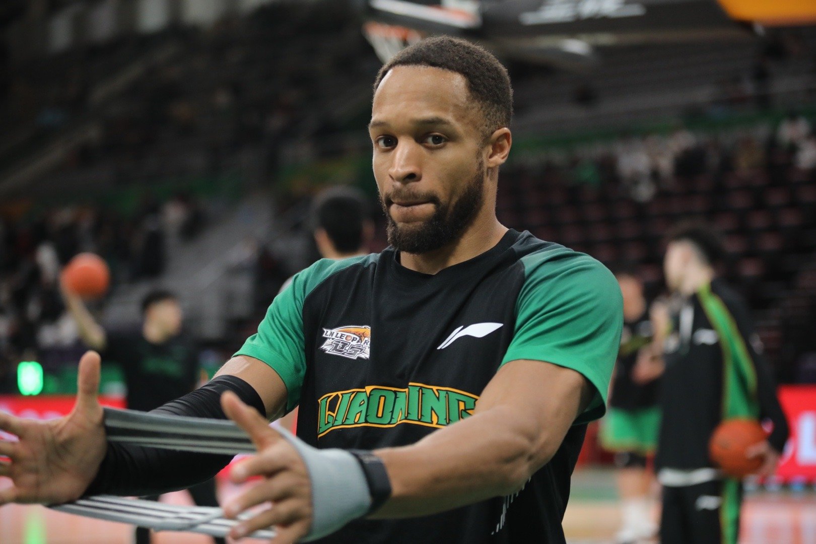 热身中的你很酷对视一眼，我说新年快乐 沈阳·辽宁体育馆