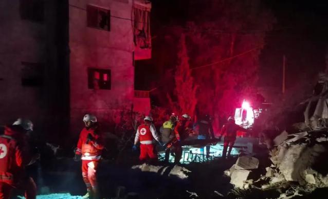 以色列根本不管刚签的停火协议，对着黎巴嫩一顿狂炸，直接不给巴基斯坦面子，这位忙前