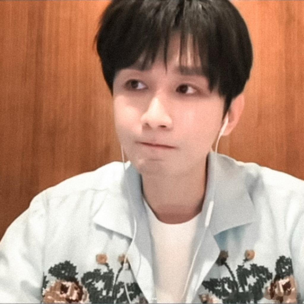 成毅两京十五日cy成毅朱瞻基*:..🎠｡o○*ﾟ ᶦ ˡᵒᵛᵉ ʸᵒᵘ ﾟ*○