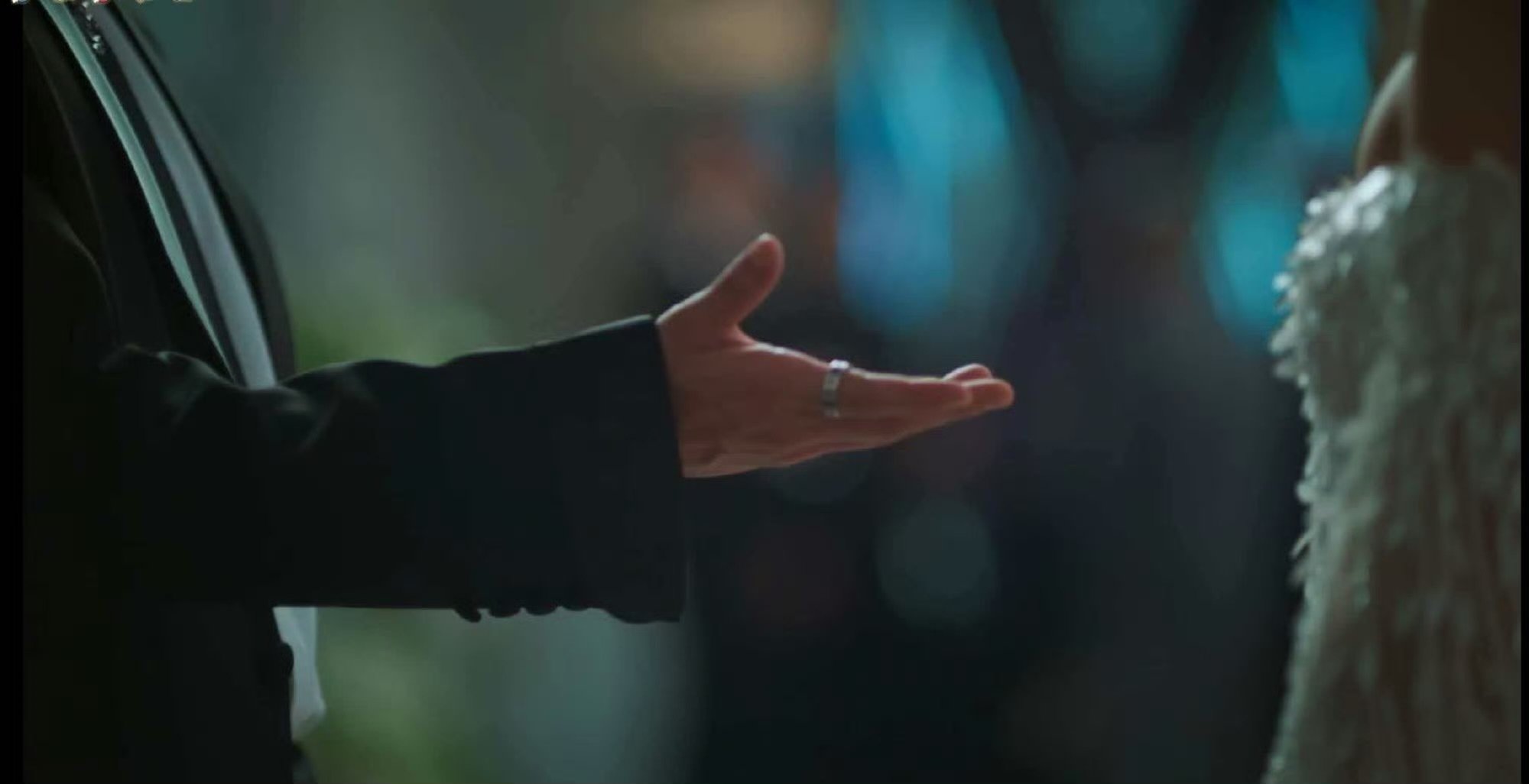 卢昱晓回应代旭卢昱晓回复代旭 卢昱晓回复代旭，裴总他超爱的 