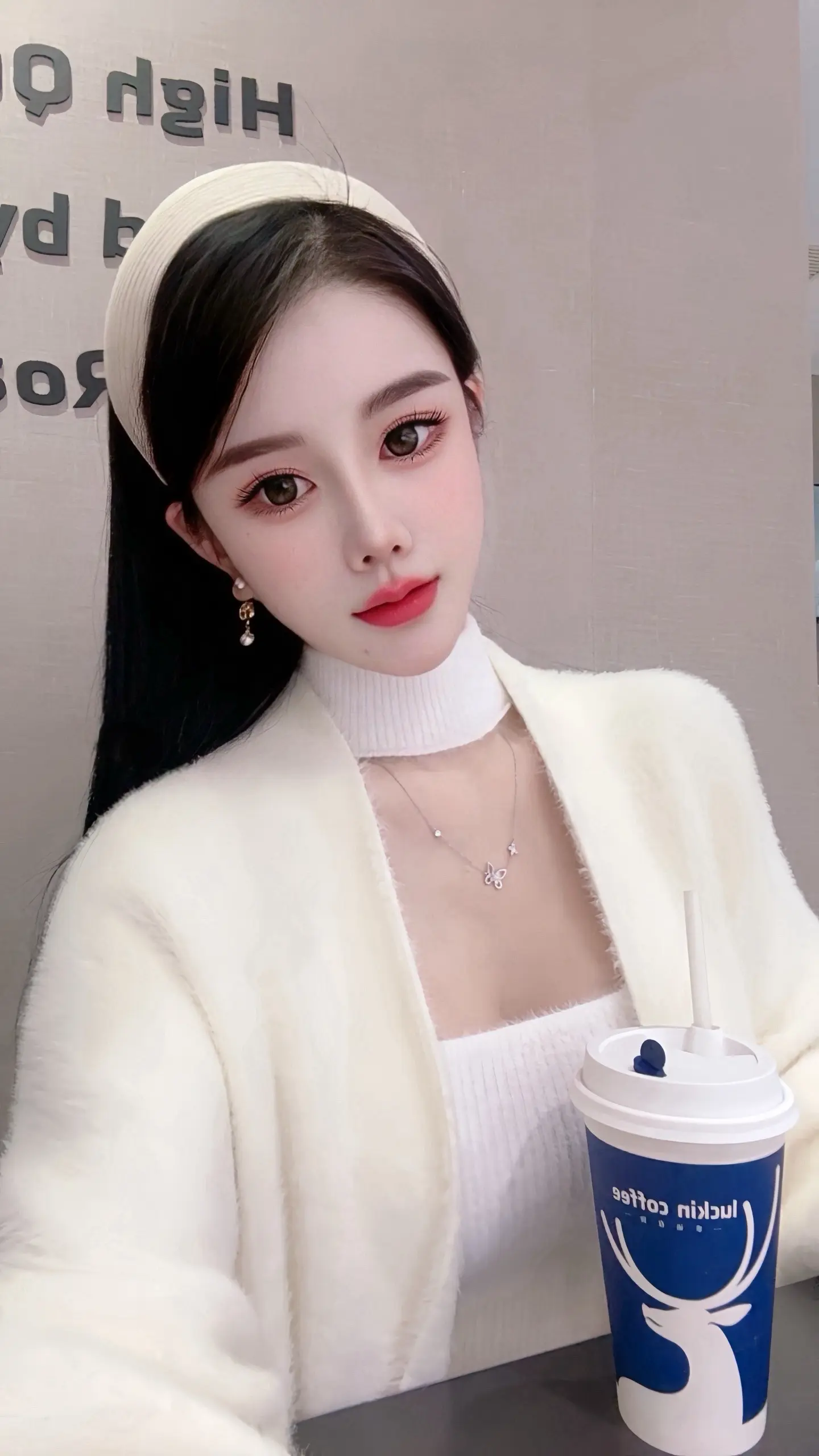 “简单的陪伴，无条件的信任 看得见的在乎，这才是我想要的结果”