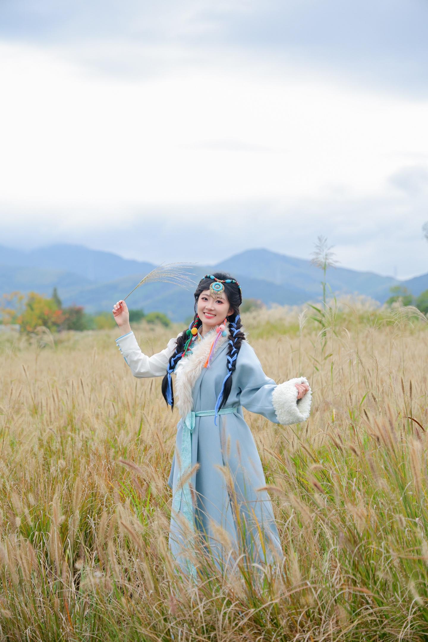 不做木讷的树，去做自由的风。也是好起来了，在杭州也能拍到大草原啦！！