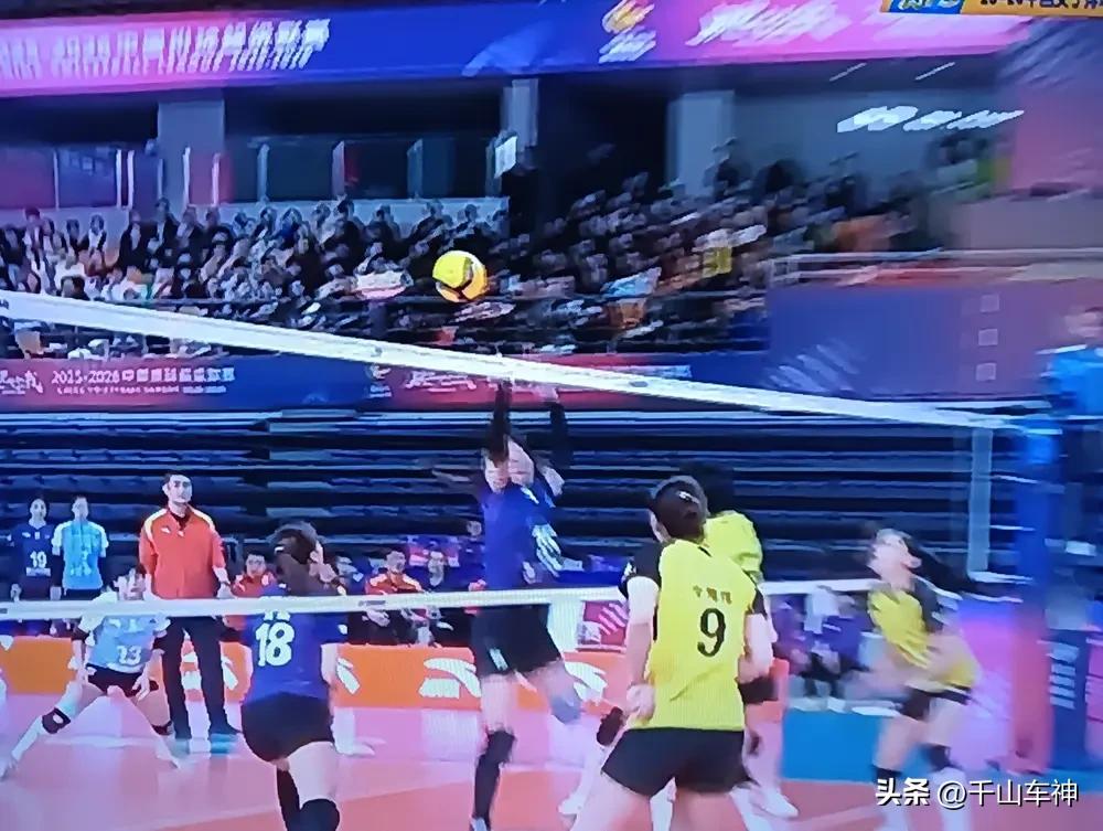 江苏、山东女排给全华班球队长脸，最新双双3-0横扫有双外援的上海、天津两队！
3