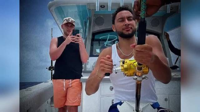 西蒙斯谈自己的状态，直言目标是让身体刀枪不入，不再受伤病困扰，同时表示投篮手感终于回来了。 #本西蒙