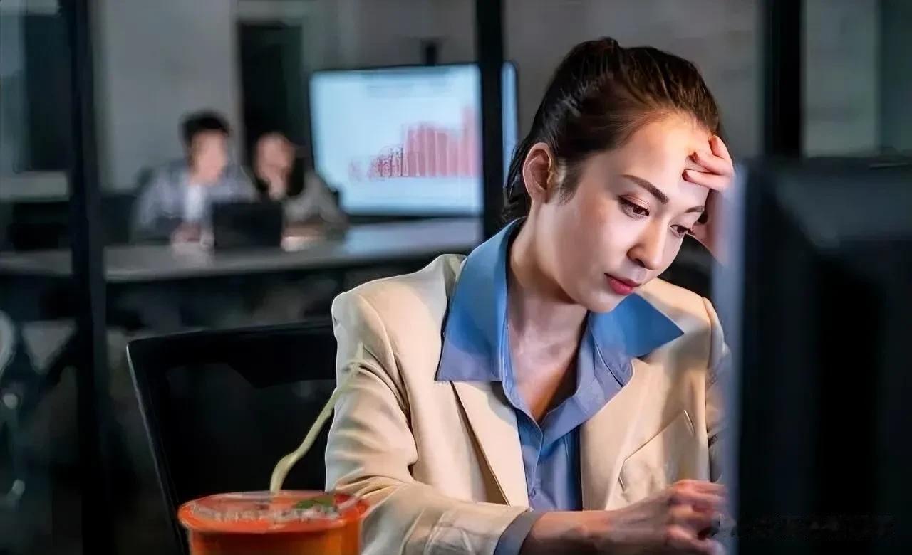 四五十岁以上的女人还有必要每周坚持撸铁吗？

我觉得这个问题的答案因人而异，因为