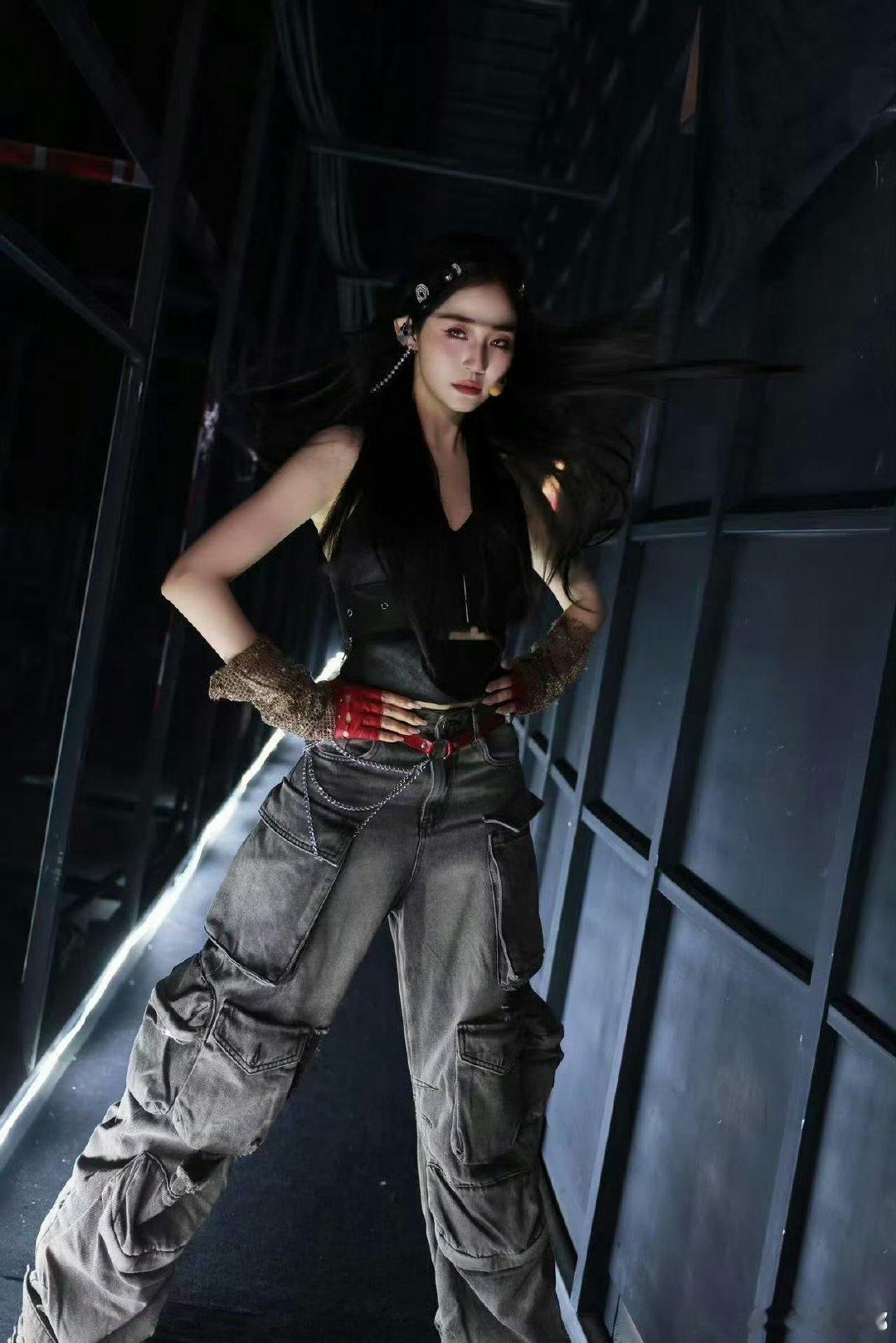 乌兰图雅者来女万千惠直播 者来家族直播欢乐拉满！万千惠进入舒适区，控场能力绝了，