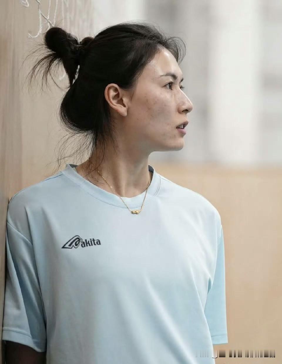 正在备战世俱赛的Even。哲特苏队中除缪伊雯外，还有来自俄罗斯、乌克兰等国家的外