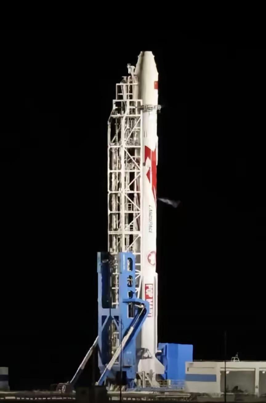 就在刚刚，
中国蓝箭航天正式宣布，
4月24日，蓝箭航天官方发布了一条重磅消息：