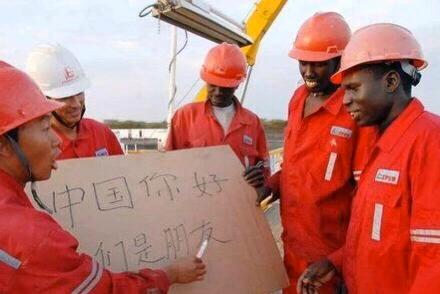 非洲缺什么中国给什么，零关税，通信设备、大楼桥梁、铁路港口、打井种粮……无微不至