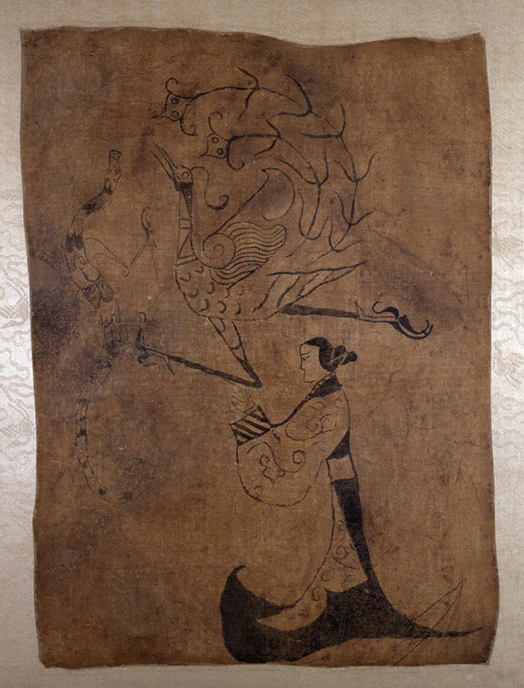 人物龙凤图 #沅汰博物馆# 非衣。丧葬用品，出殡的时候打的旌幡，招魂用的。比马王