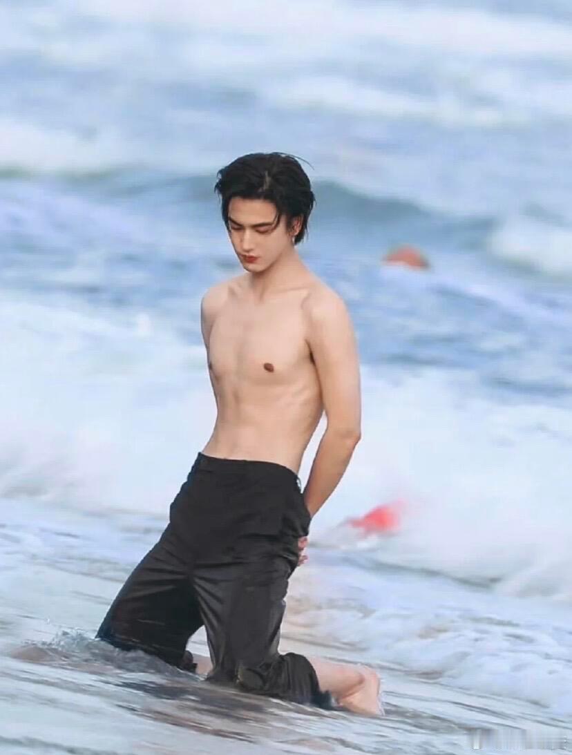 张凌赫  张凌赫一些存图张凌赫｜ 