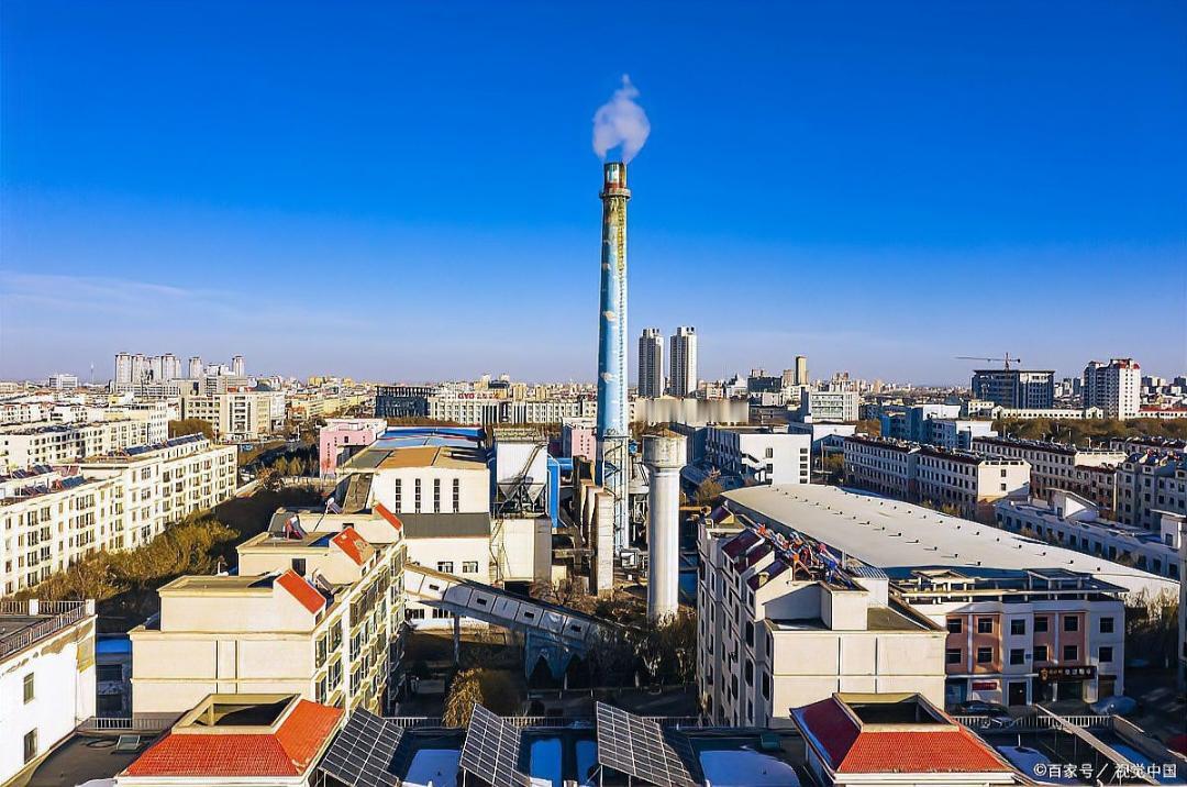 包钢一板材厂爆炸，铁球竟飞射数公里，砸塌一栋二层楼，震惊全国！
1月18日下午1