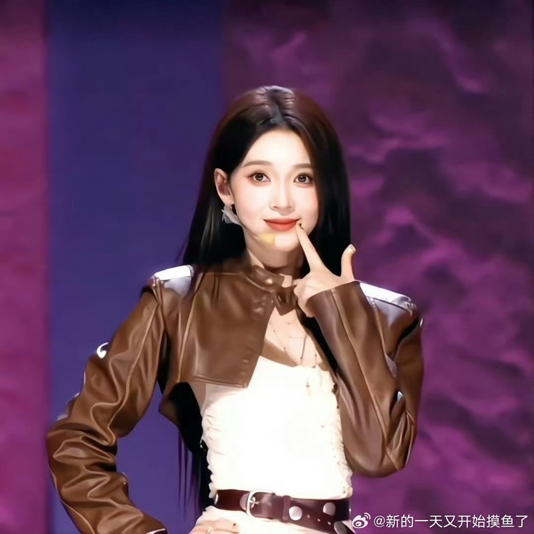 陈瑶没成团呃呃呃 刚看成团名单，还真没注意陈瑶不在，既然这鬼节目没有眼光，那就接