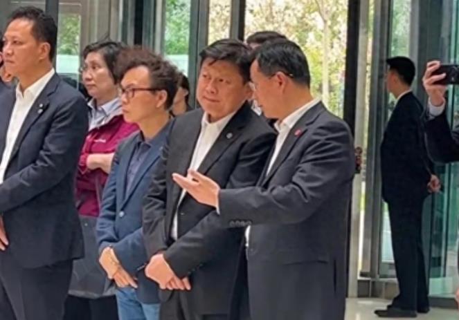 5月6日起实施，大陆亮出对台新政策，赖清德后路已断，两岸必统一。
 
大陆给了国
