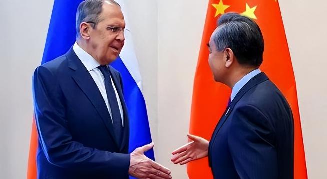 中国靠共赢破局？中亚五国齐聚华盛顿，专门参加11月那场“C5+1”峰会，特朗普用