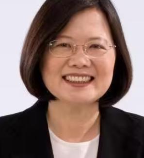 蔡英文曾经罕见发声：“我是台湾人并没有错，我是中国人，因为我是念中国书长大的，受
