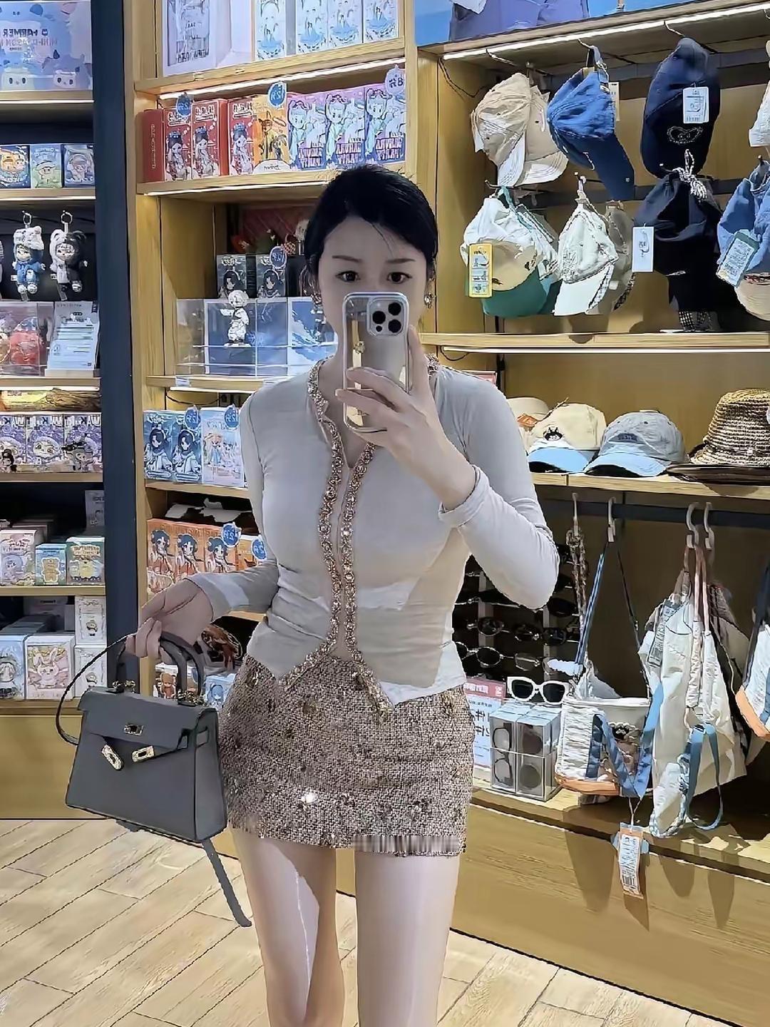 25岁好看吗