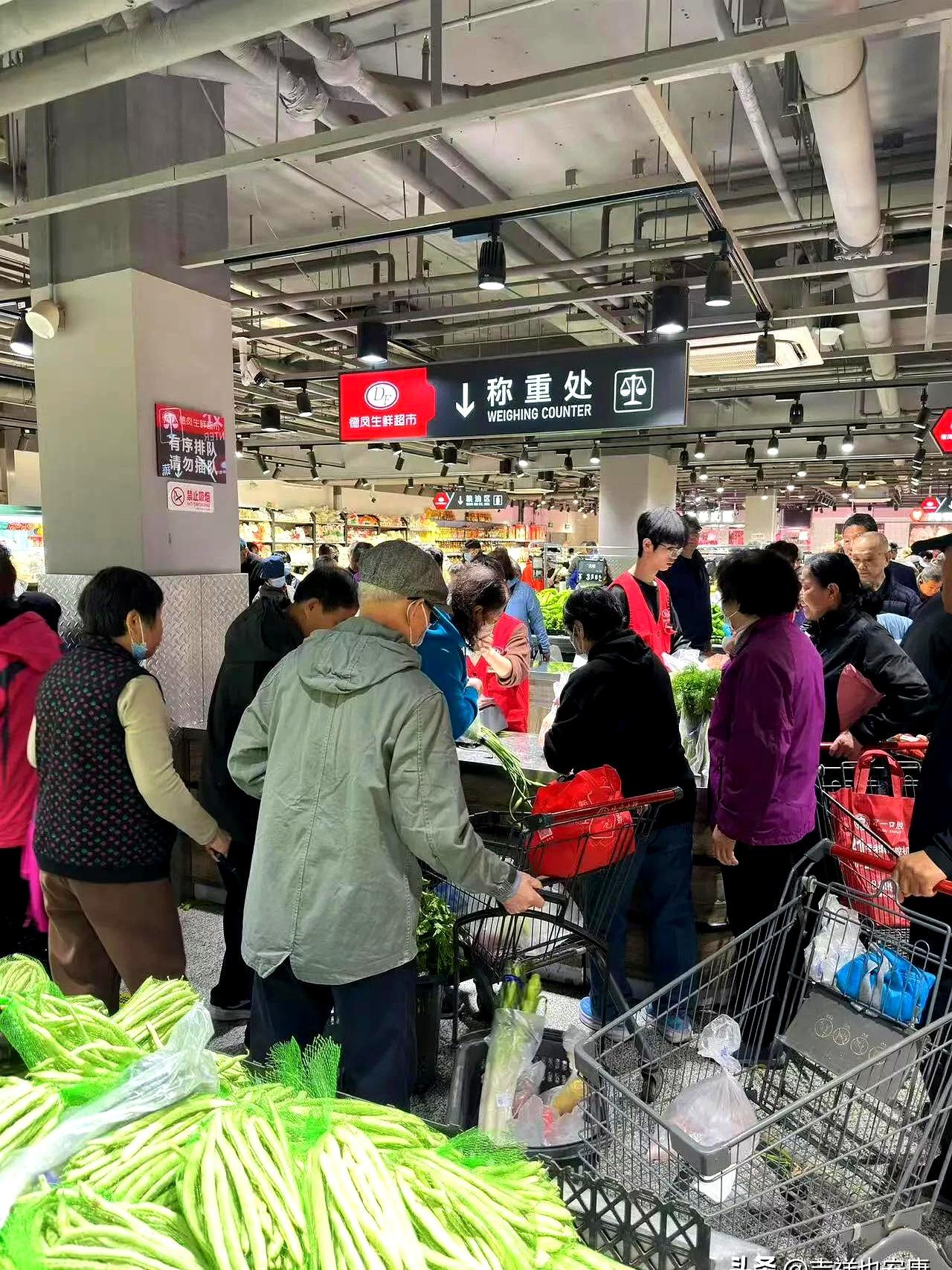 河北首家山姆会员超市。开到了石家庄。终于在家门口有了山姆超市。岂能错过？第1次去