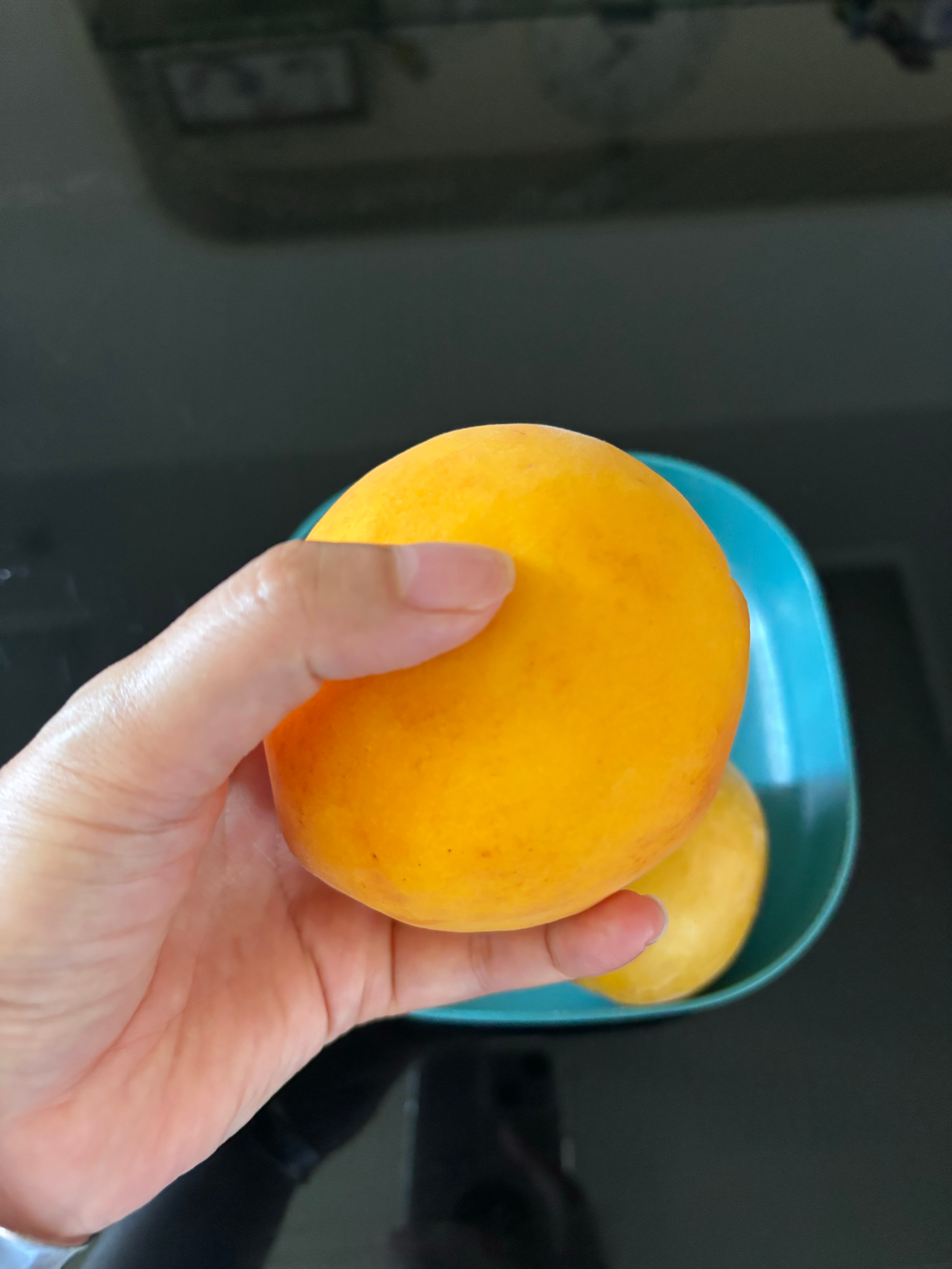又到吃黄桃的季节啦🍑 