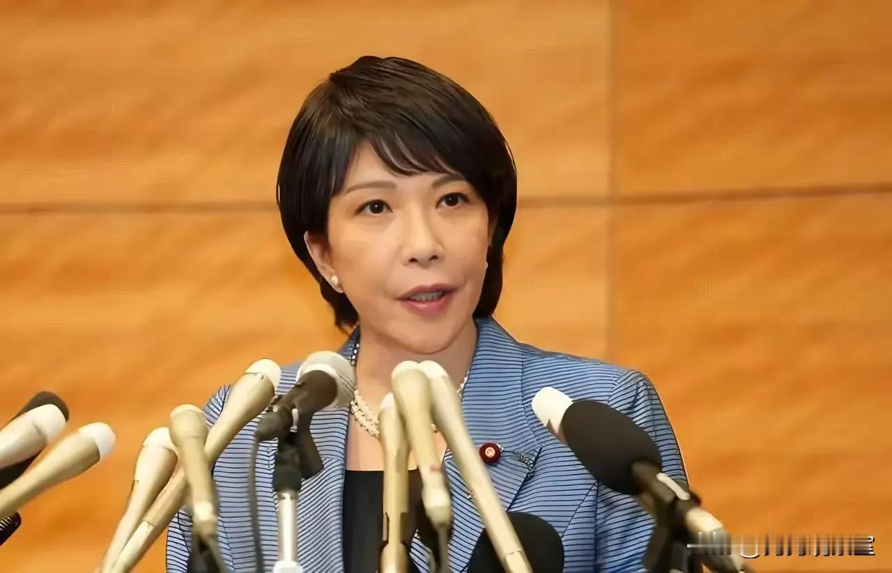 8月22日，日本首相高市早苗在社交平台X发文，搬进首相公邸之后撞见蟑螂，吓得够呛