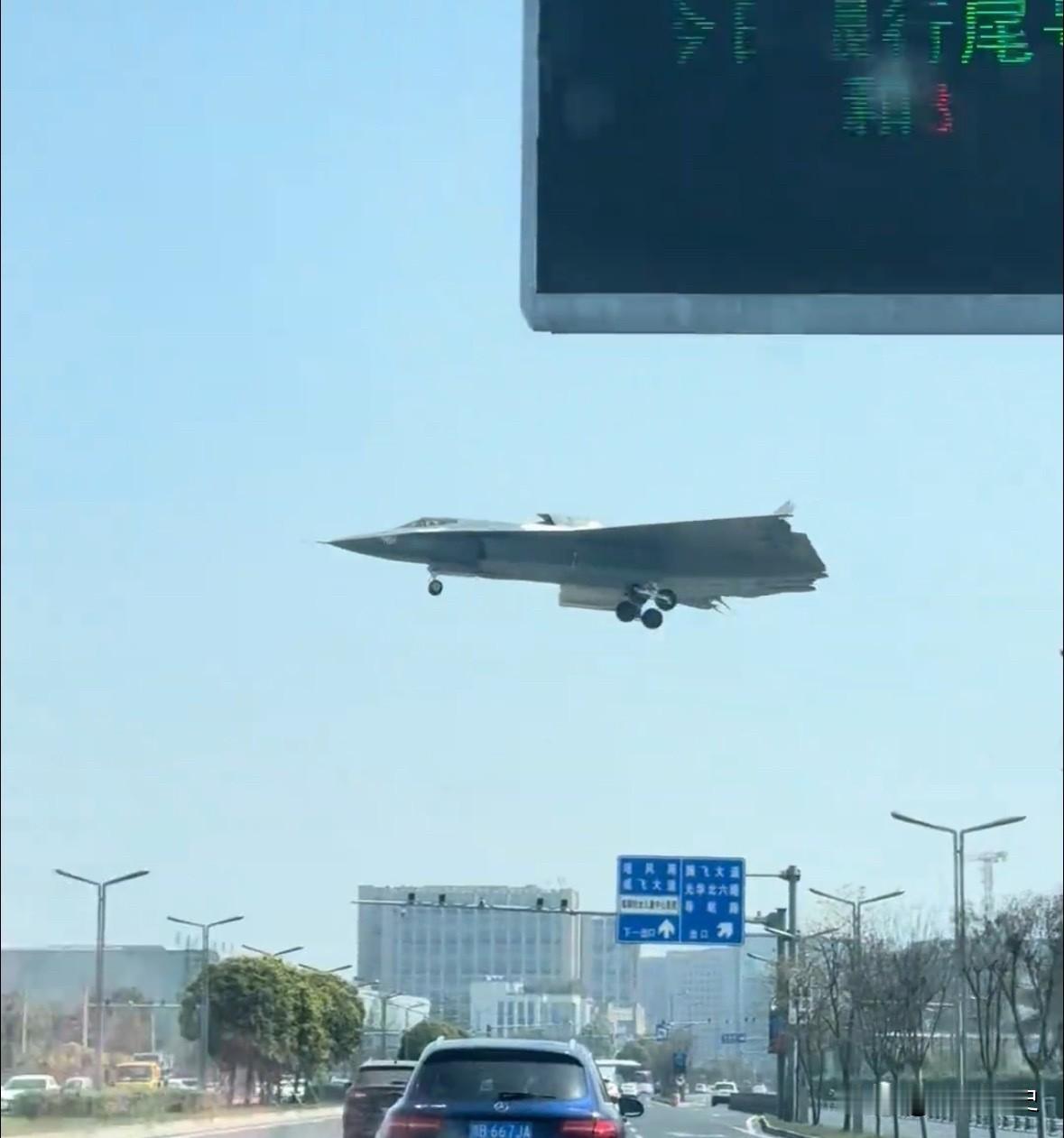 放在20年前，我一定会认为这是外星人入侵了！