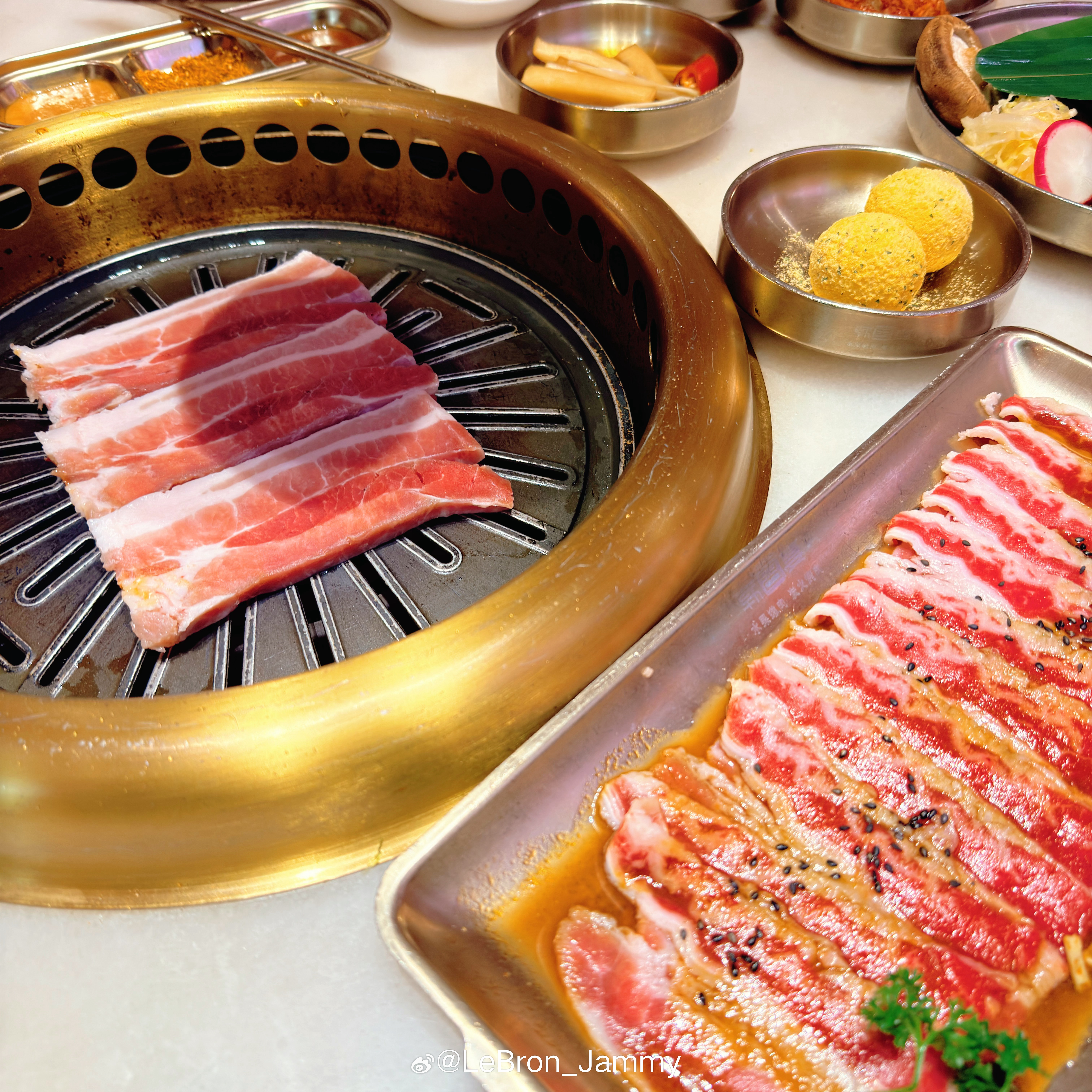 赢掘金真开心，吃份约基奇奖励一下🥩 