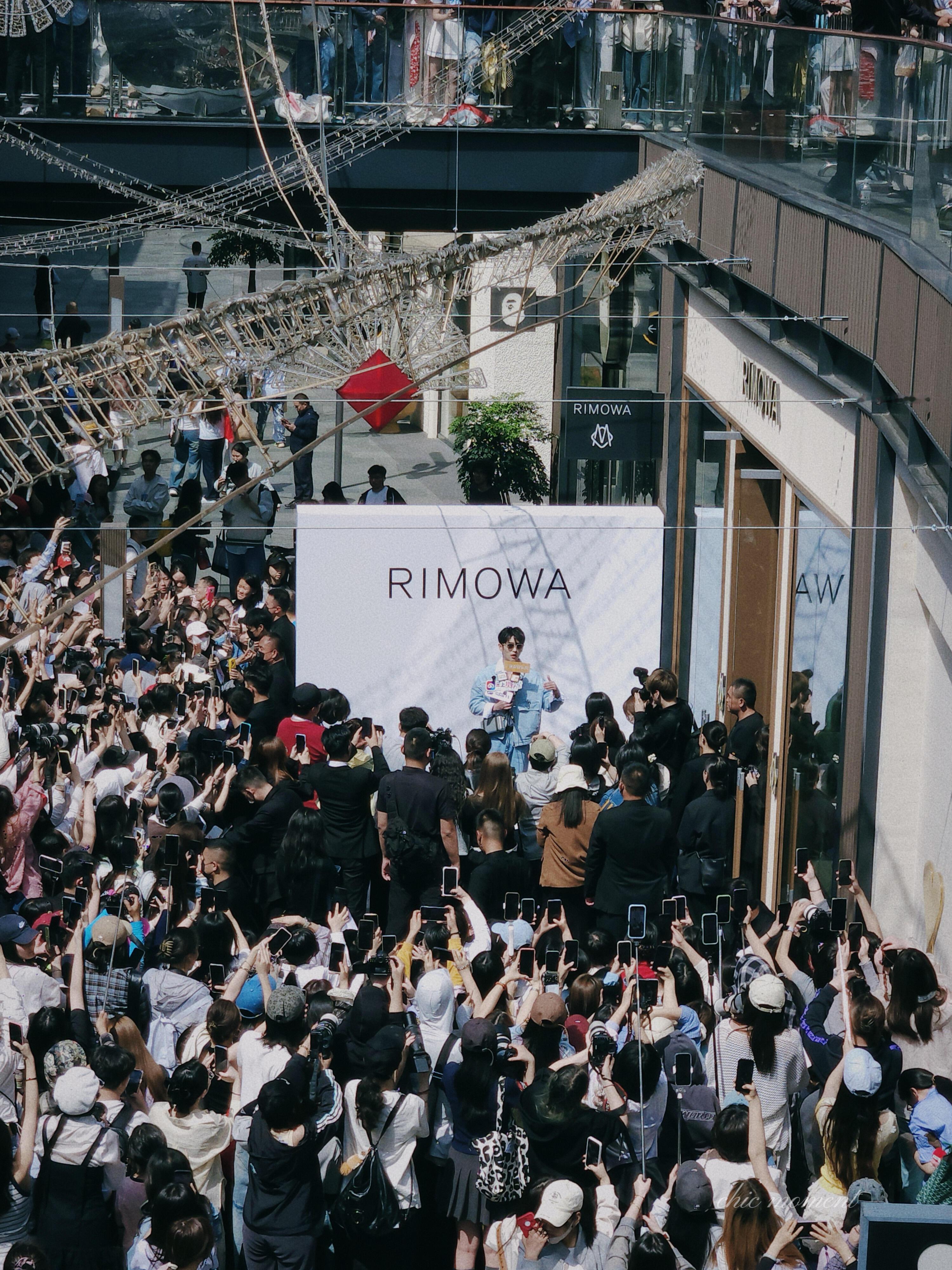 丞磊也是有效播剧的代表之一了，线下说明一切 