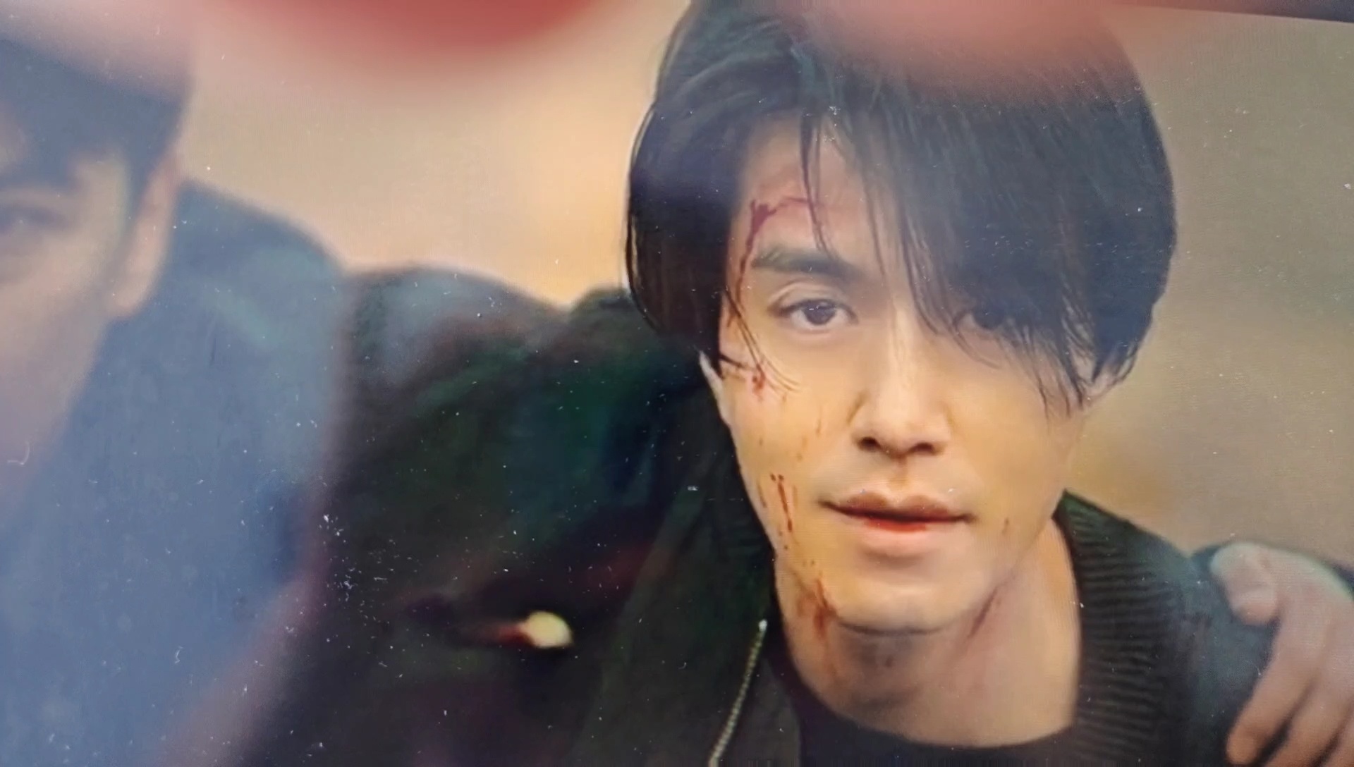 第一部追完杀人者的购物中心 就还好吧韩剧﻿﻿李栋旭 是真的帅今天也是真的热 还好
