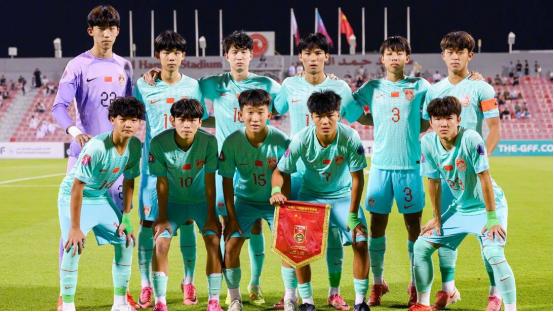 日本队看傻眼，卡塔尔队沉默了！中国 U16 男足作为特邀嘉宾去参加海湾杯，没想到
