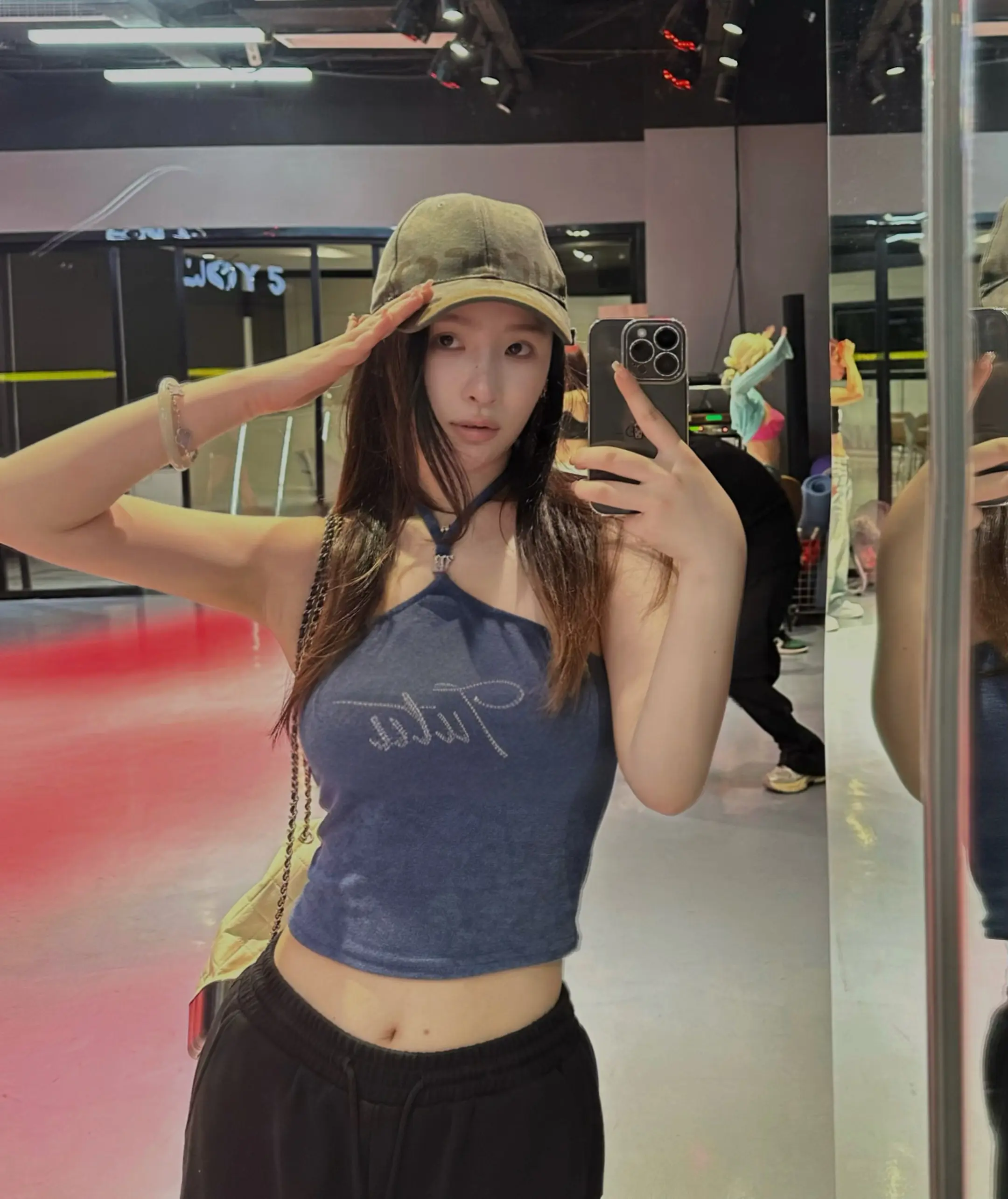 Salute～五一快乐