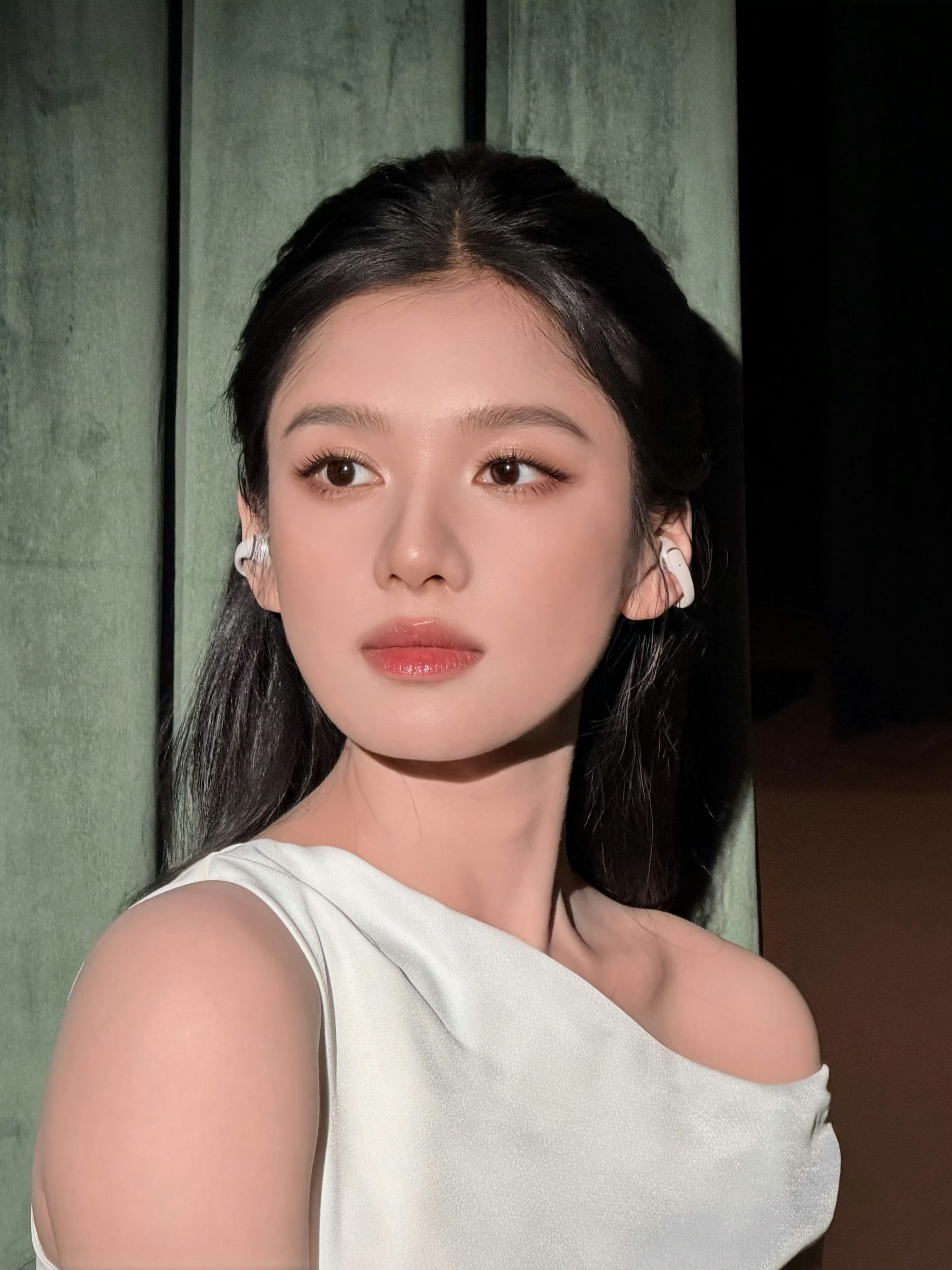 张婧仪这轻地母系妆，我直接就是一个滑跪妈妈张婧仪轻地母系妆