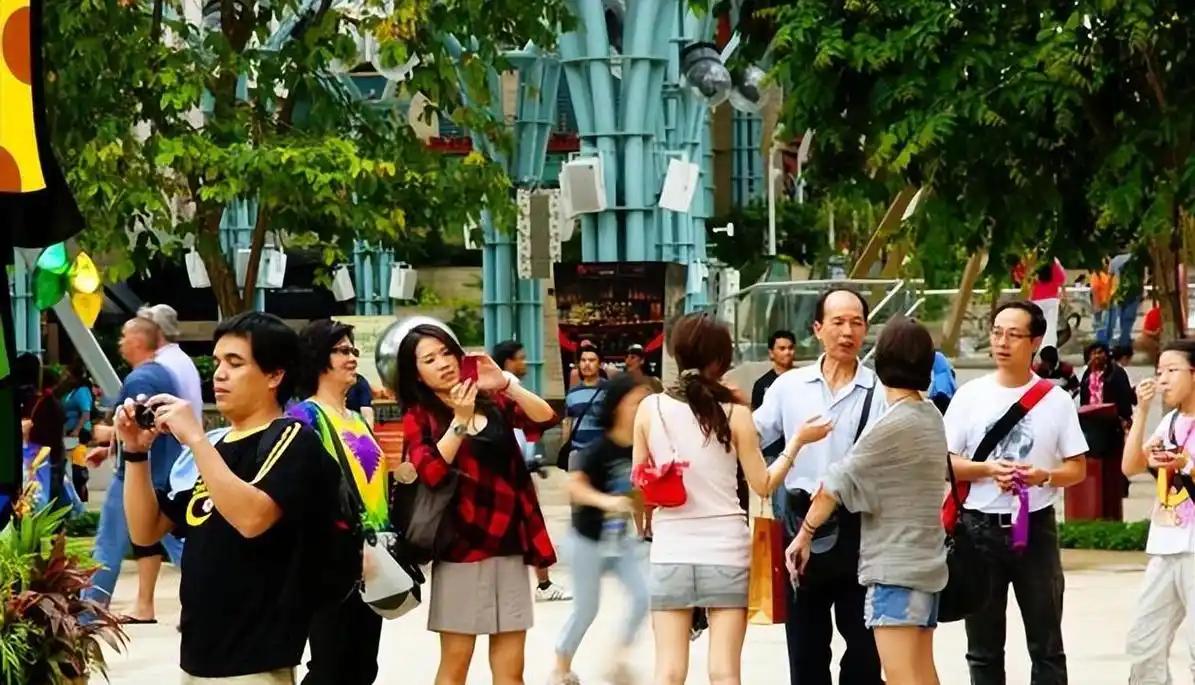 继新加坡、马来西亚之后，美国华人发声！美国华人表示：中国人不要自以为是，现在连韩