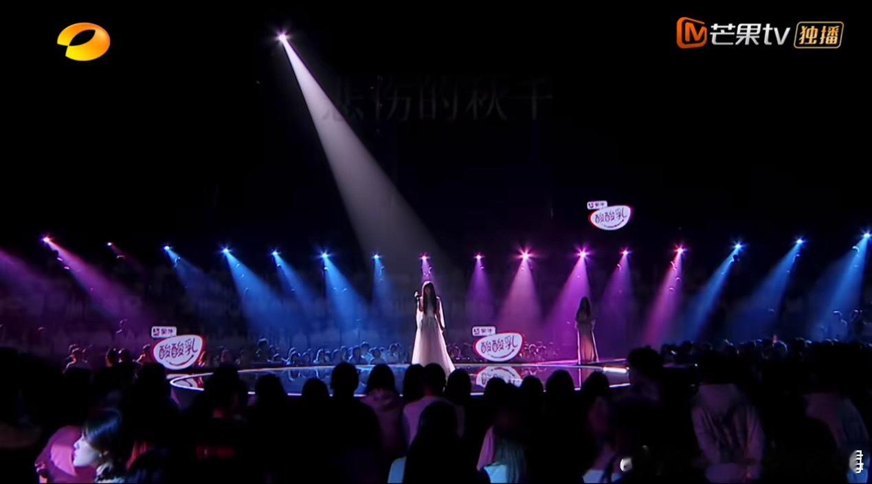 悲伤的秋千 千禧时代回忆杀 快来听金海心演唱的21年前的歌《悲伤的秋千》，这个前