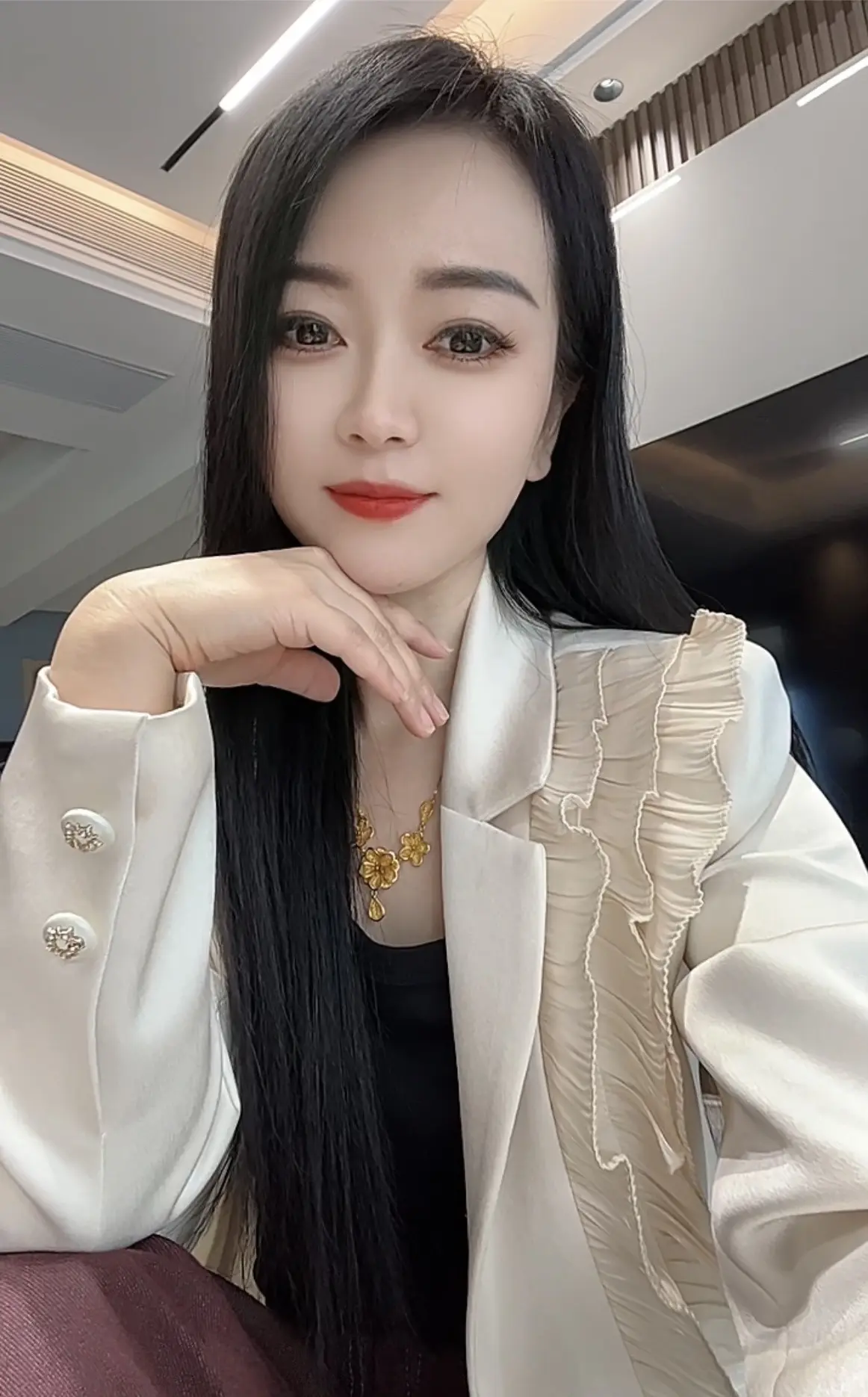 我让你小心少妇，结果你小小的心里全是少妇……