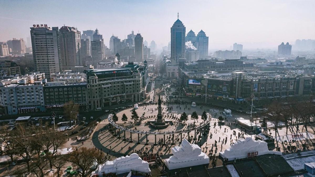 把沃尔沃新能源XC70冷冻四十天，这车还能开吗？

近日，哈尔滨中央大街上迎来了