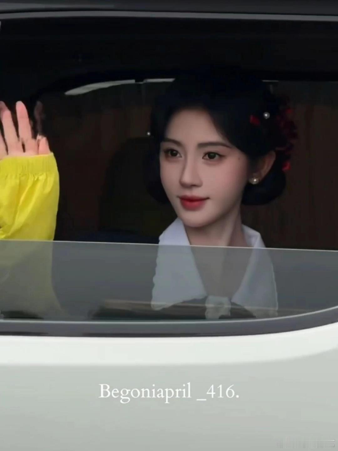 内娱对鞠婧祎的开发不足1% 鞠婧祎万花世界的妆造，路透都这么美了，不敢想正片！！